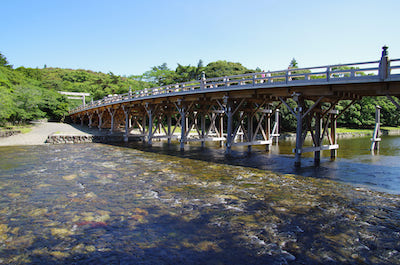 宇治橋と鳥居